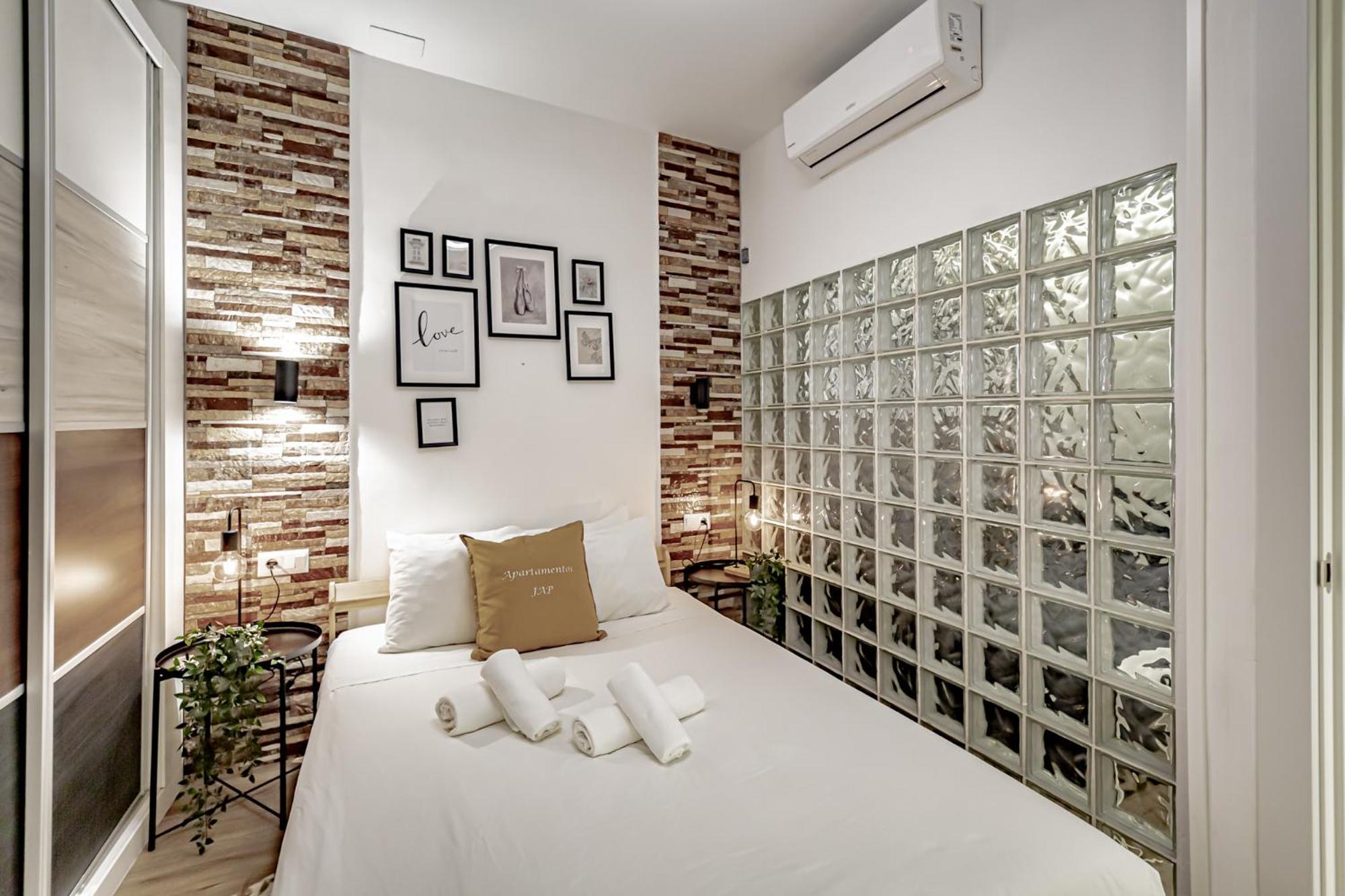 Apartamentos Franco Rodriguez Madrid Kamer foto