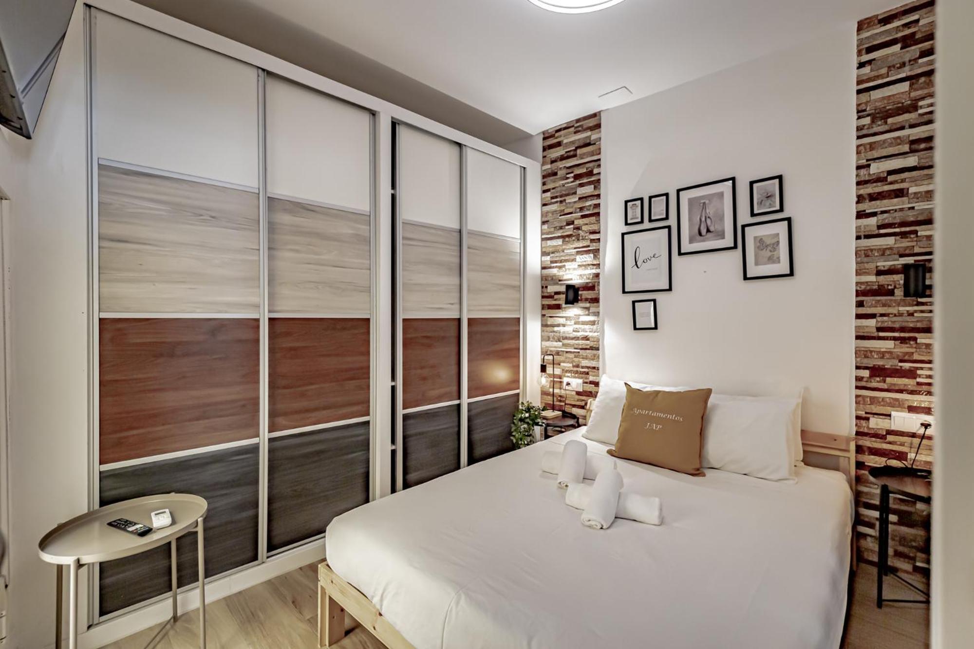 Apartamentos Franco Rodriguez Madrid Kamer foto